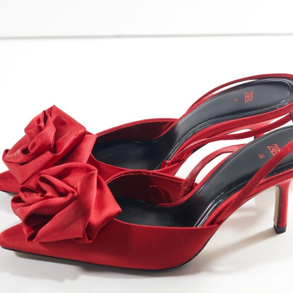 Zara Shoes - ZARA FLOWER SLINGBACKS